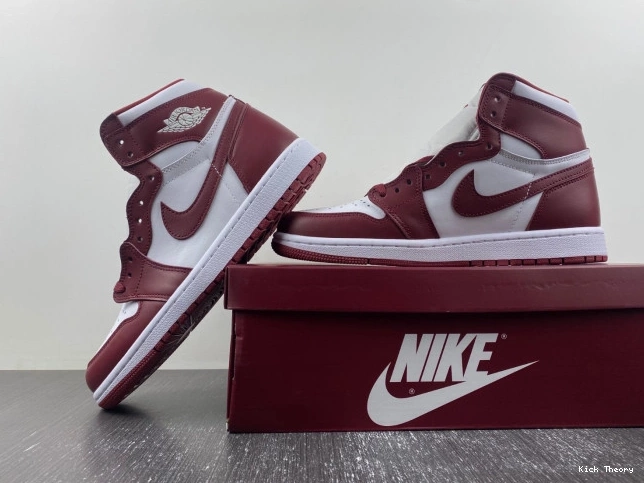 Kicked Out Shoe Store High Red OG Air DZ5485-160 1 Team Jordan 0807
